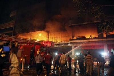 伊拉克酒店大火致29人死亡 據(jù)稱遇難者中包括中國(guó)人