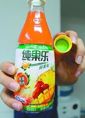 百事純果樂鮮果粒系列飲料的“揭蓋有獎”活動遭到市民質(zhì)疑