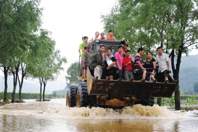 雙臺(tái)風(fēng)災(zāi)害致7省8人死亡