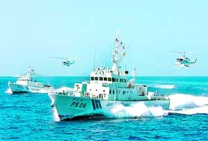 日本海上保安廳向釣魚島海域增派飛機(jī)和艦船。 