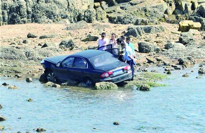 男子凌晨駕車東海路神秘墜海 已死亡多時