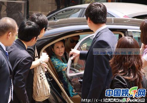 李若彤消瘦變臉表情僵硬 小龍女顯老態(tài)粉絲唏噓(圖)