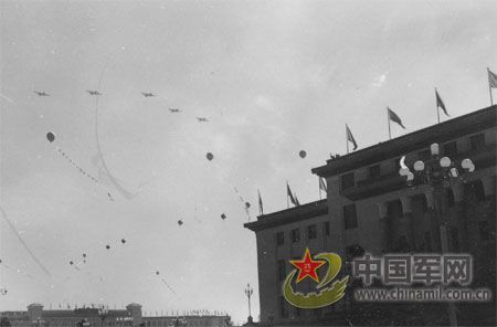 1959年國慶 逢十大閱兵盛況空前