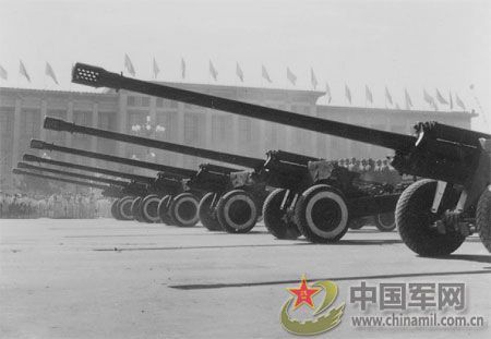 1959年國(guó)慶 逢十大閱兵盛況空前(組圖)