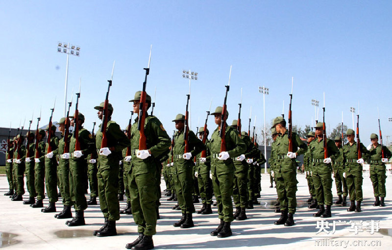 走進(jìn)抗戰(zhàn)閱兵外軍方隊營地 拍遍17國外軍訓(xùn)練